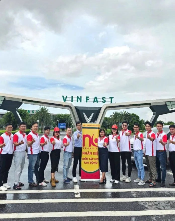 The Nhan Kiet recruitment team at work in an industrial park